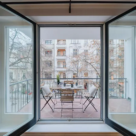 Luxurious 105m2 Penthouse In Prime Location 4 Bedroms & Balcony