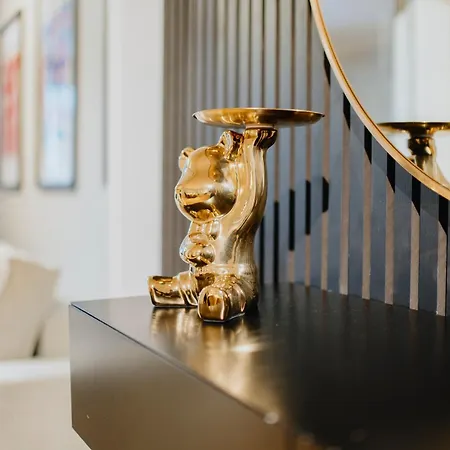 Luxurious 105m2 Penthouse In Prime Location 4 Bedroms & Balcony Berlin