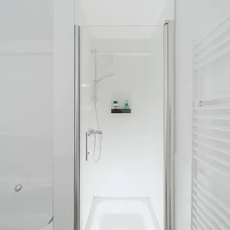 Luxurious 105m2 Penthouse In Prime Location 4 Bedroms & Balcony Apartmán Berlín