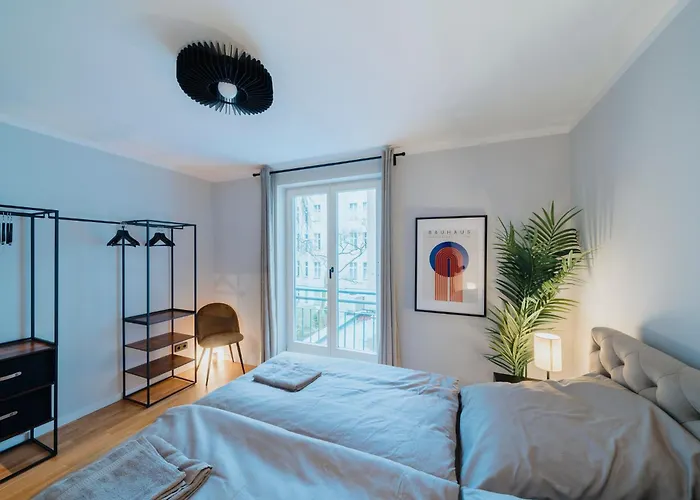 Lägenhet Luxurious 105m2 Penthouse In Prime Location 4 Bedroms & Balcony Berlin