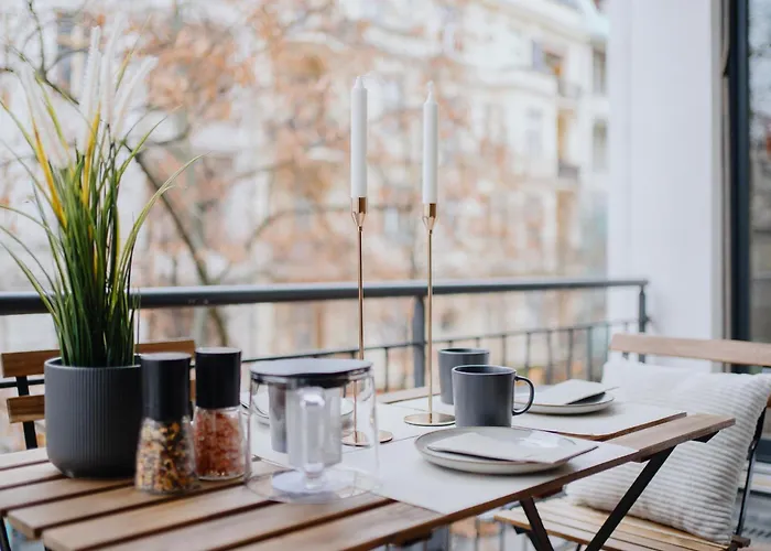 Luxurious 105m2 Penthouse In Prime Location 4 Bedroms & Balcony Lägenhet *