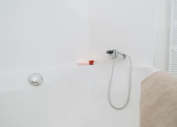 Luxurious 105m2 Penthouse In Prime Location 4 Bedroms & Balcony