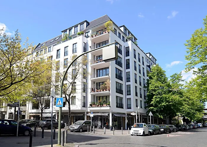 Luxurious 105m2 Penthouse In Prime Location 4 Bedroms & Balcony * Berlin