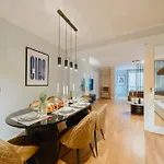 דירה Luxurious 105m2 Penthouse In Prime Location 4 Bedroms & Balcony *