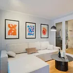 דירה Luxurious 105m2 Penthouse In Prime Location 4 Bedroms & Balcony
