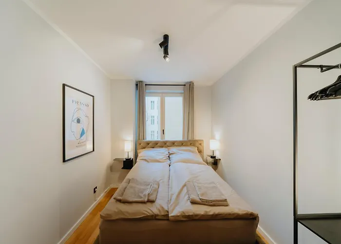 Luxurious 105m2 Penthouse In Prime Location 4 Bedroms & Balcony *